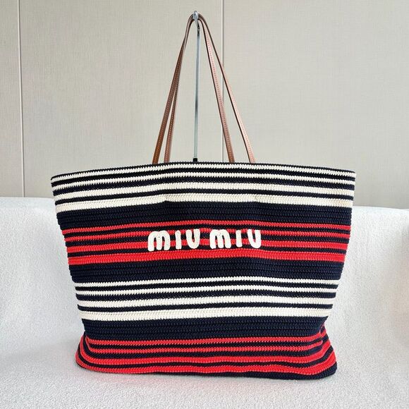 Miu Miu Women Pre-Loved Bag Very Good Condition - Picture 2 of 9